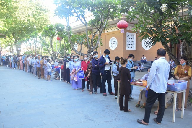 The 1st Three-Jewel Refuge Ceremony in 2021